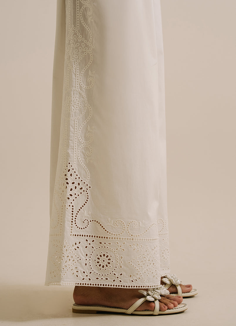 embroidered-izaar