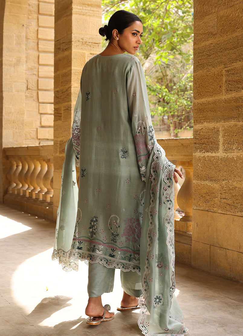 3-pc-embroidered-suit