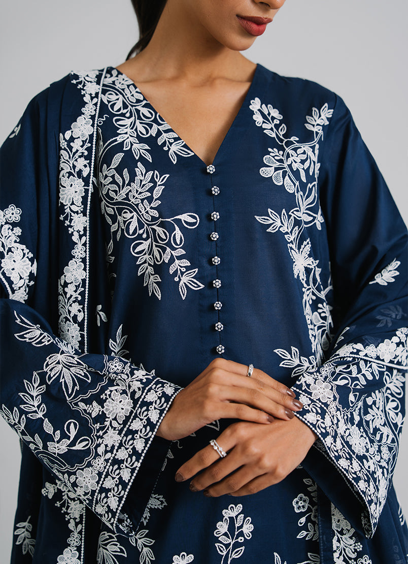 3-pc-embroidered-suit