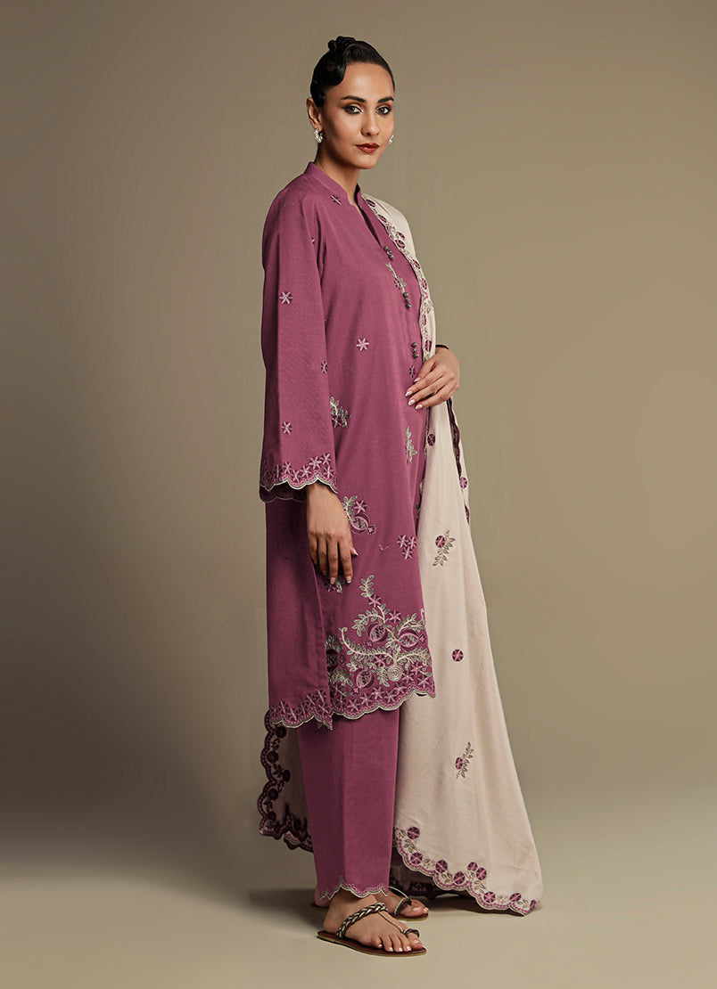 3-pc-khaddar-embroidered-suit