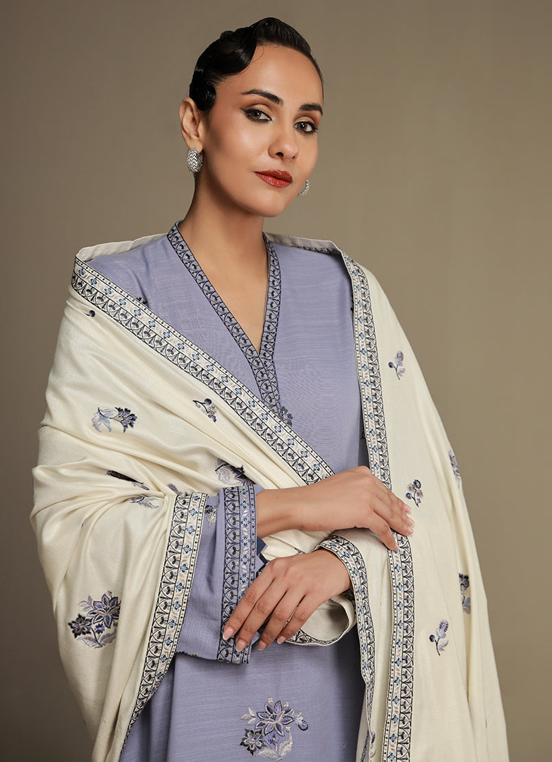 3-pc-khaddar-embroidered-suit