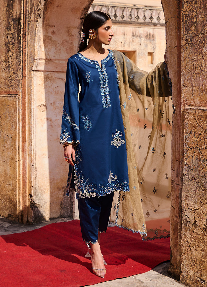 3-pc-luxury-embroidered-suit