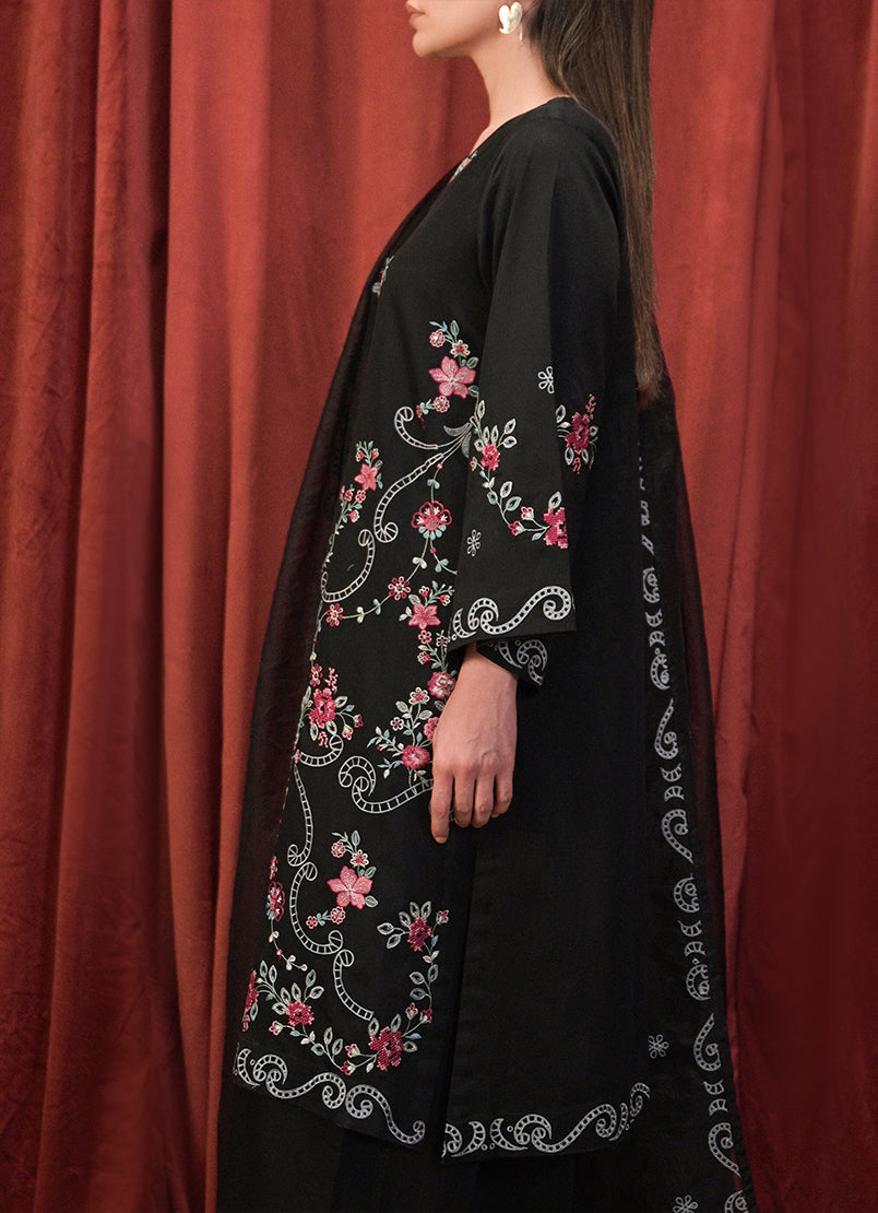 3-pc-embroidered-suit