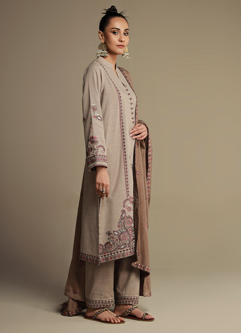 3-pc-khaddar-embroidered-suit