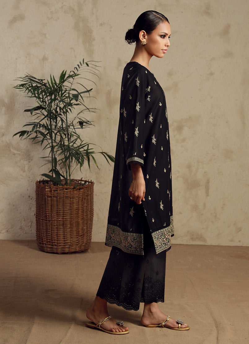 embroidered-kurta