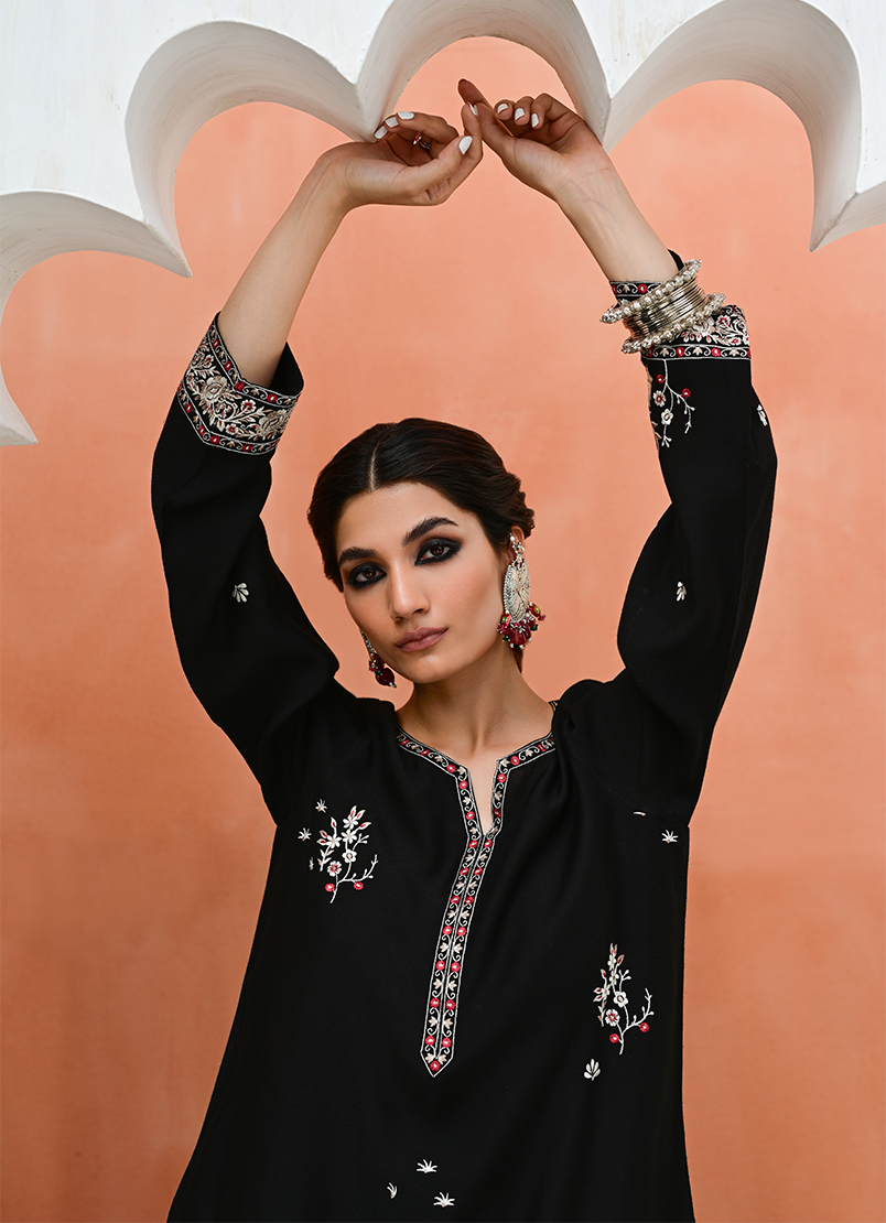 embroidered-kurta