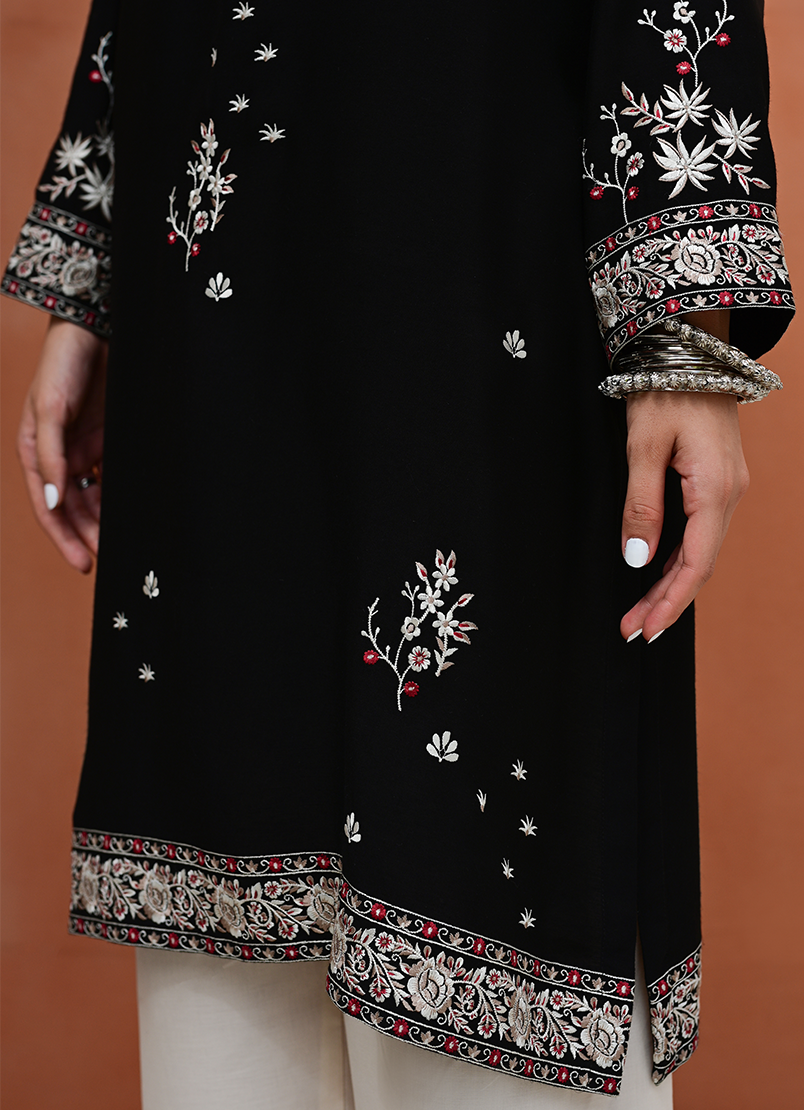 embroidered-kurta