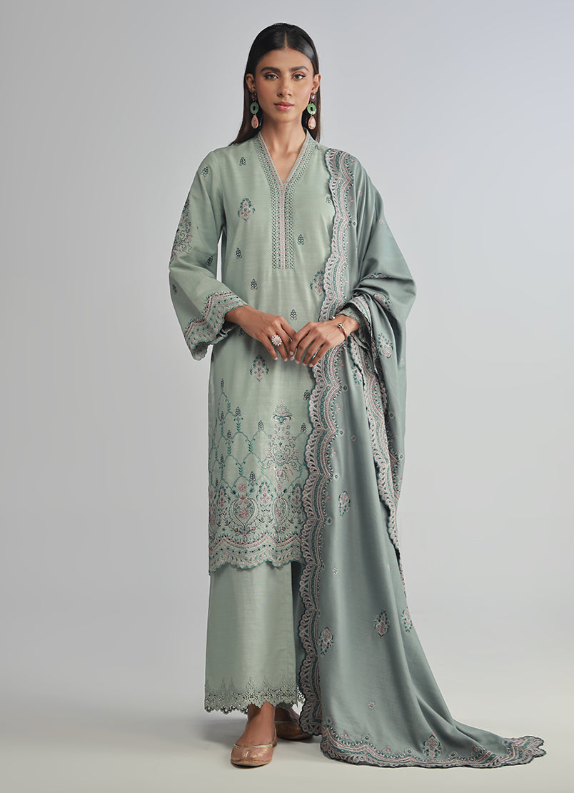 3-pc-khaddar-embroidered-suit