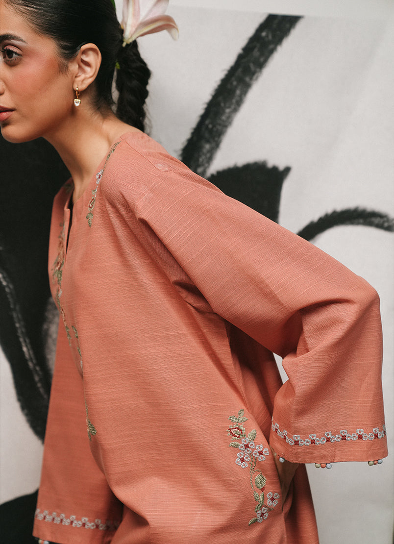 khaddar-embroidered-kurta