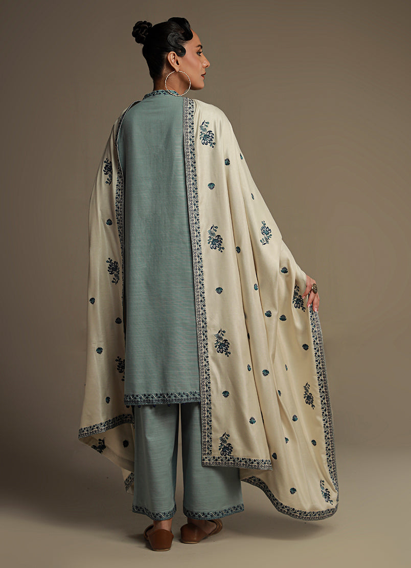 3-pc-khaddar-embroidered-suit