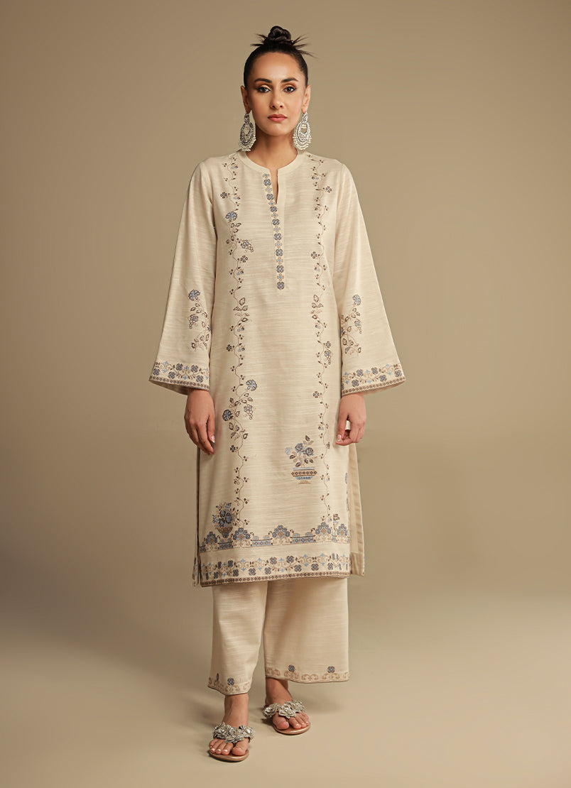 3-pc-khaddar-embroidered-suit