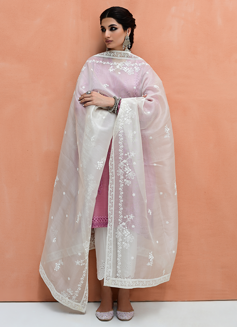 organza-embroidered-dupatta